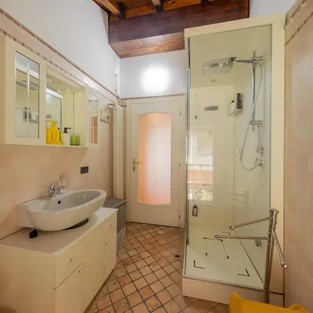 דירה Bright Penthouse With Breathtaking Views
